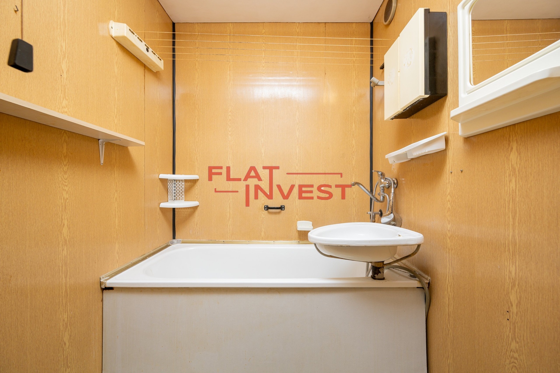 2026-02-24-14-01-42-CZ8_9484