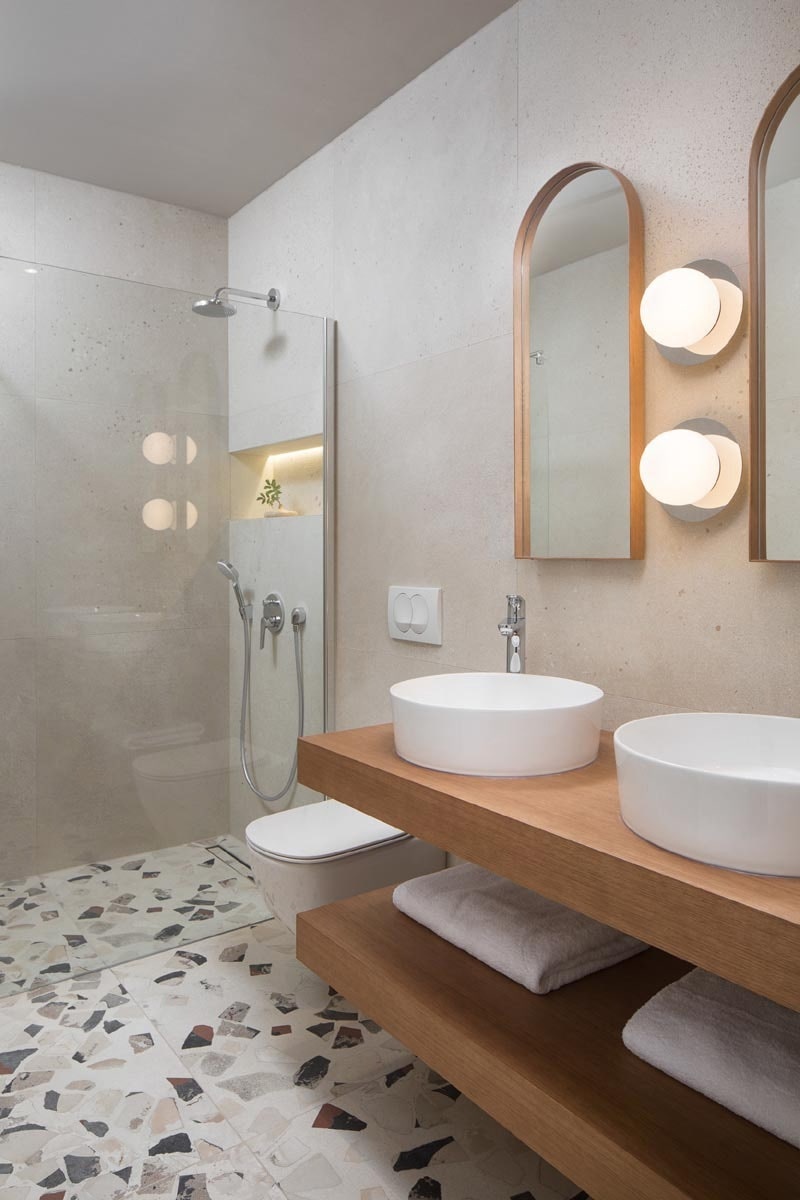 villa_bathrooms_01-min