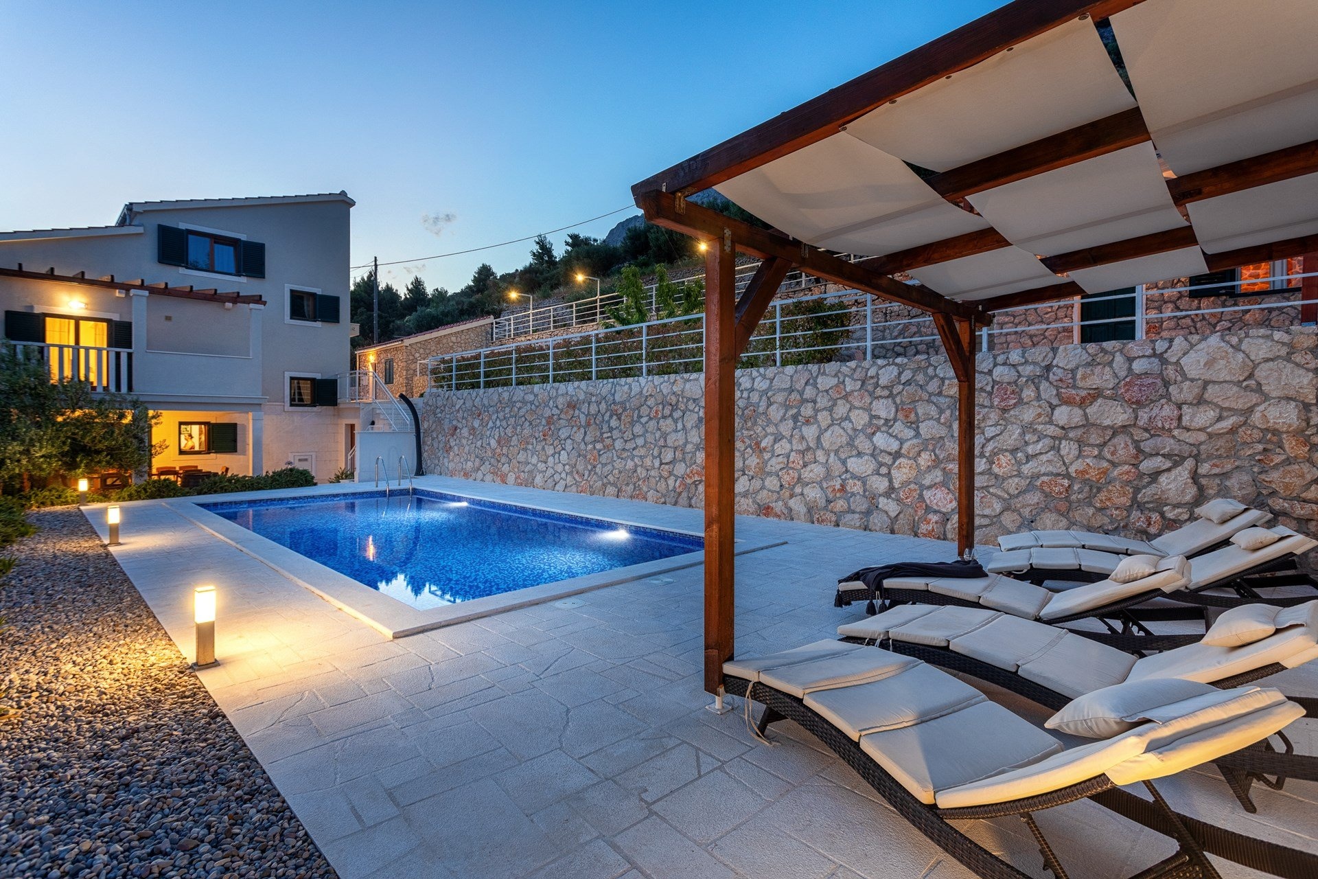 villa-exclusive-omis-luxury-croatia-retreats-64-16