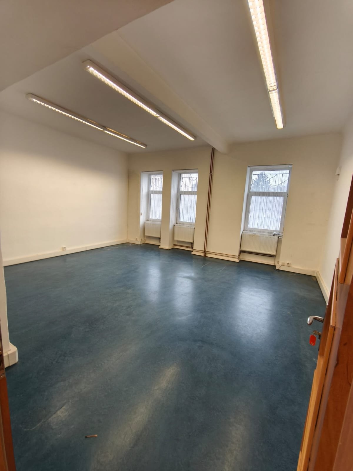 WhatsApp Image 2025-11-30 at 17.39.51 (1)