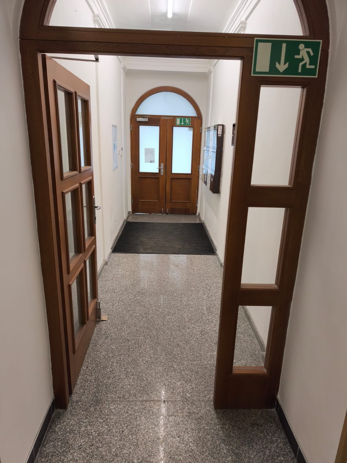 WhatsApp Image 2025-11-30 at 17.39.47 (1)