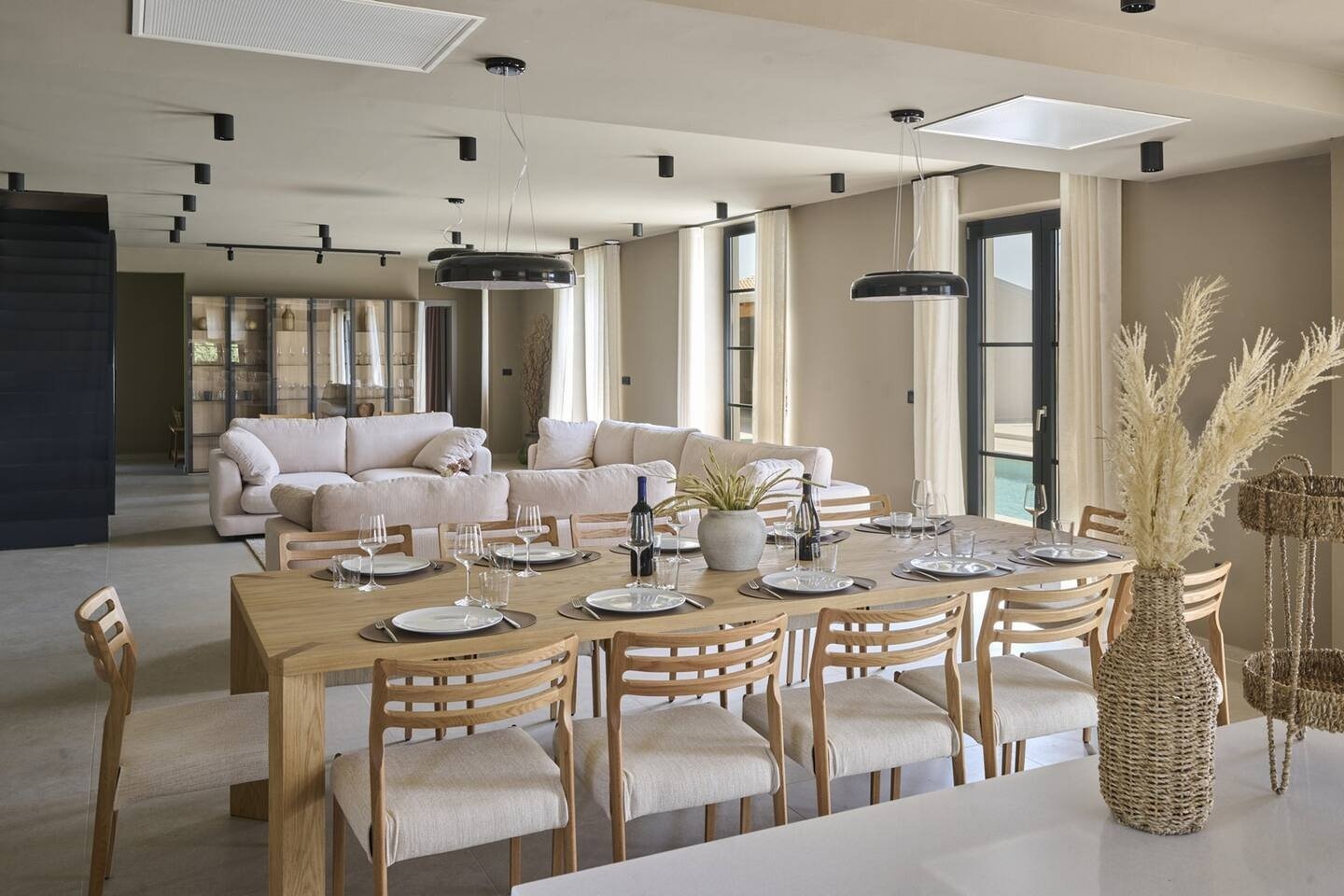 9795510c-7d8c-41da-a241-924c866e4c2b-1