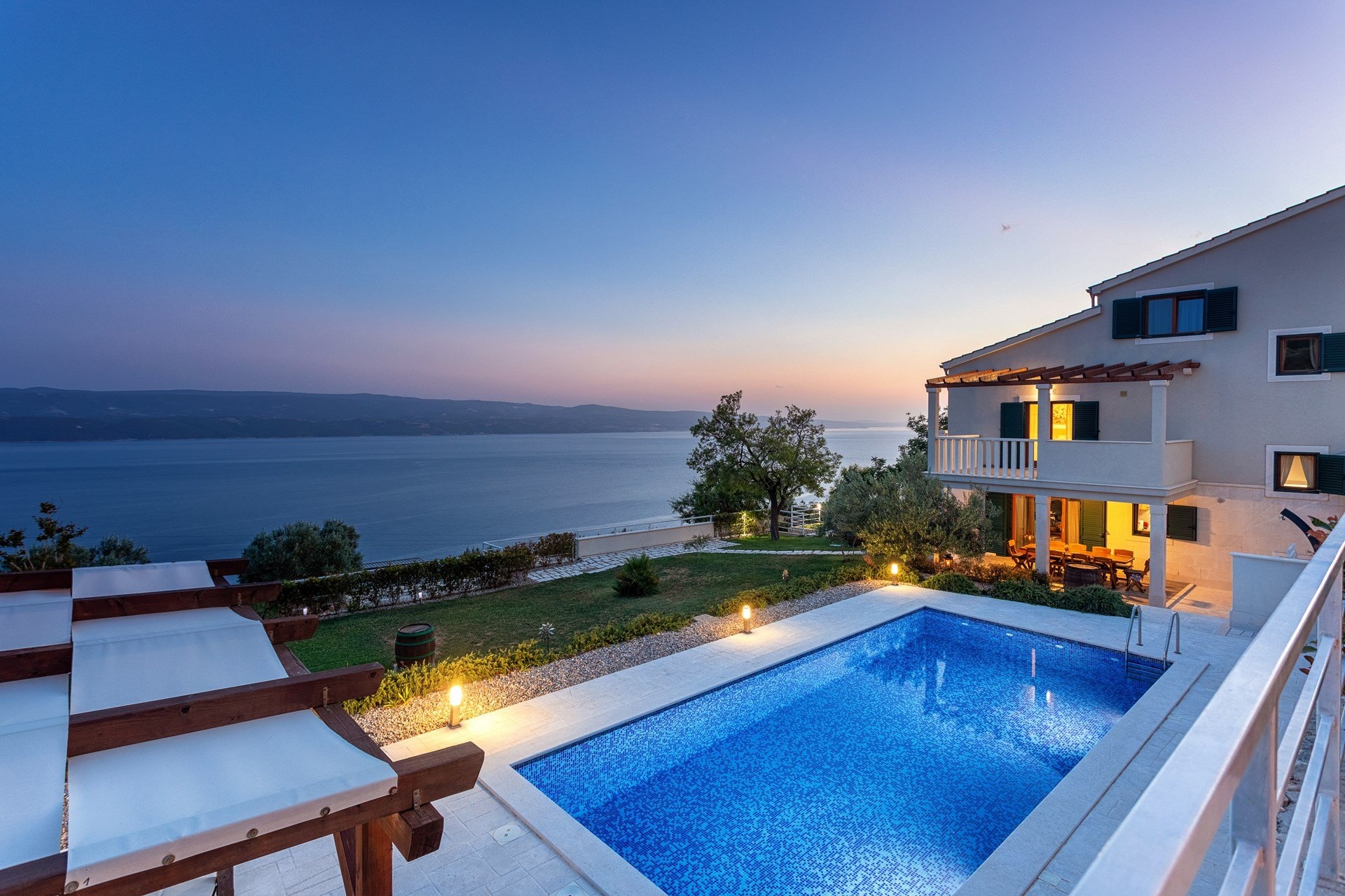 villa-exclusive-omis-luxury-croatia-retreats-62-16