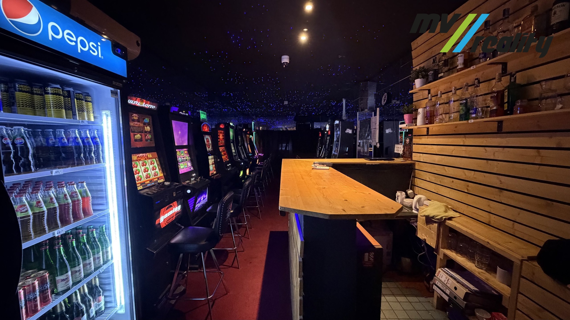 9469C6F4-A507-426A-89DE-8A3289F6A256_1_201_a