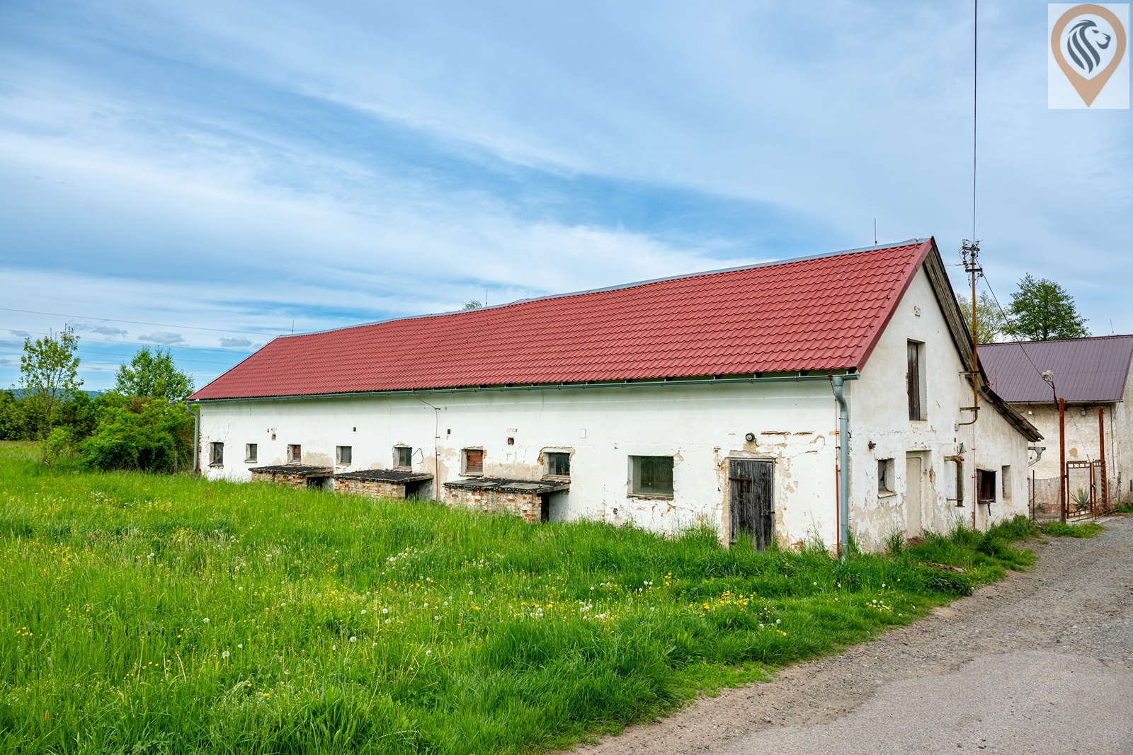 POZEMEK