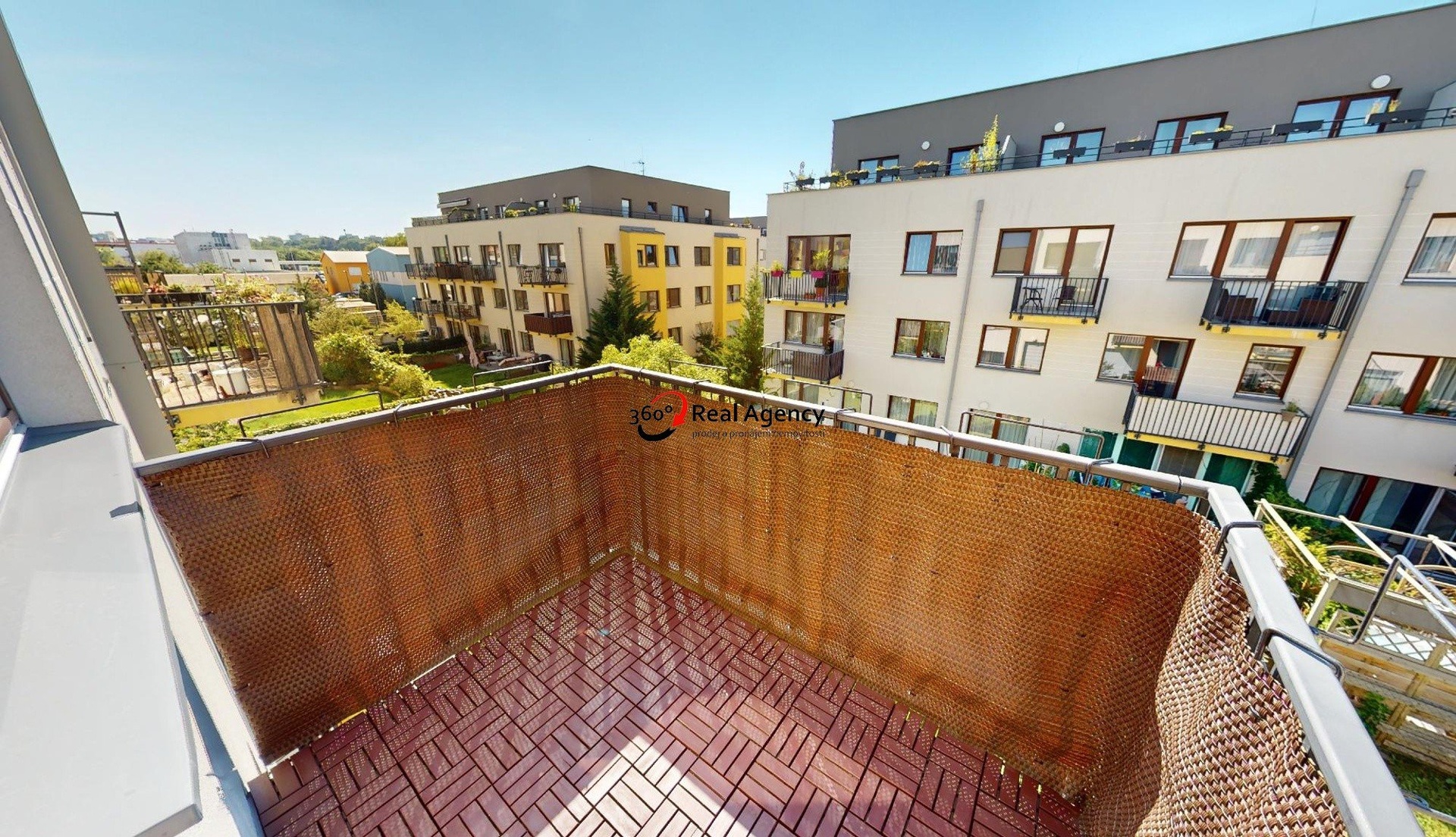 Za-Piskovnou-11733-184-00-Praha-Dolni-Chabry-Stepan-Tikovsky-Real-Agency-360-09072023_133159
