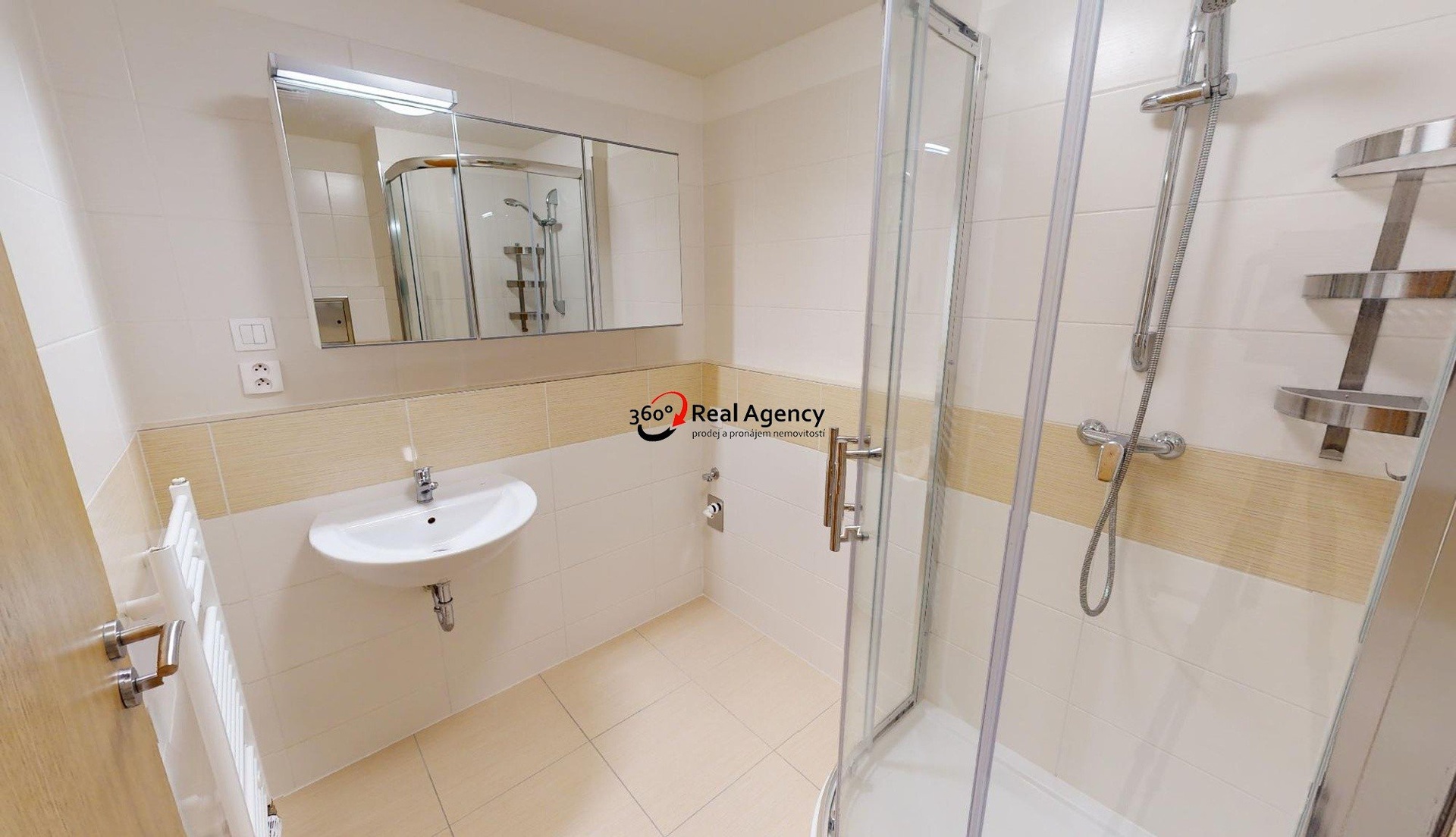 Za-Piskovnou-11733-184-00-Praha-Dolni-Chabry-Stepan-Tikovsky-Real-Agency-360-09072023_133540