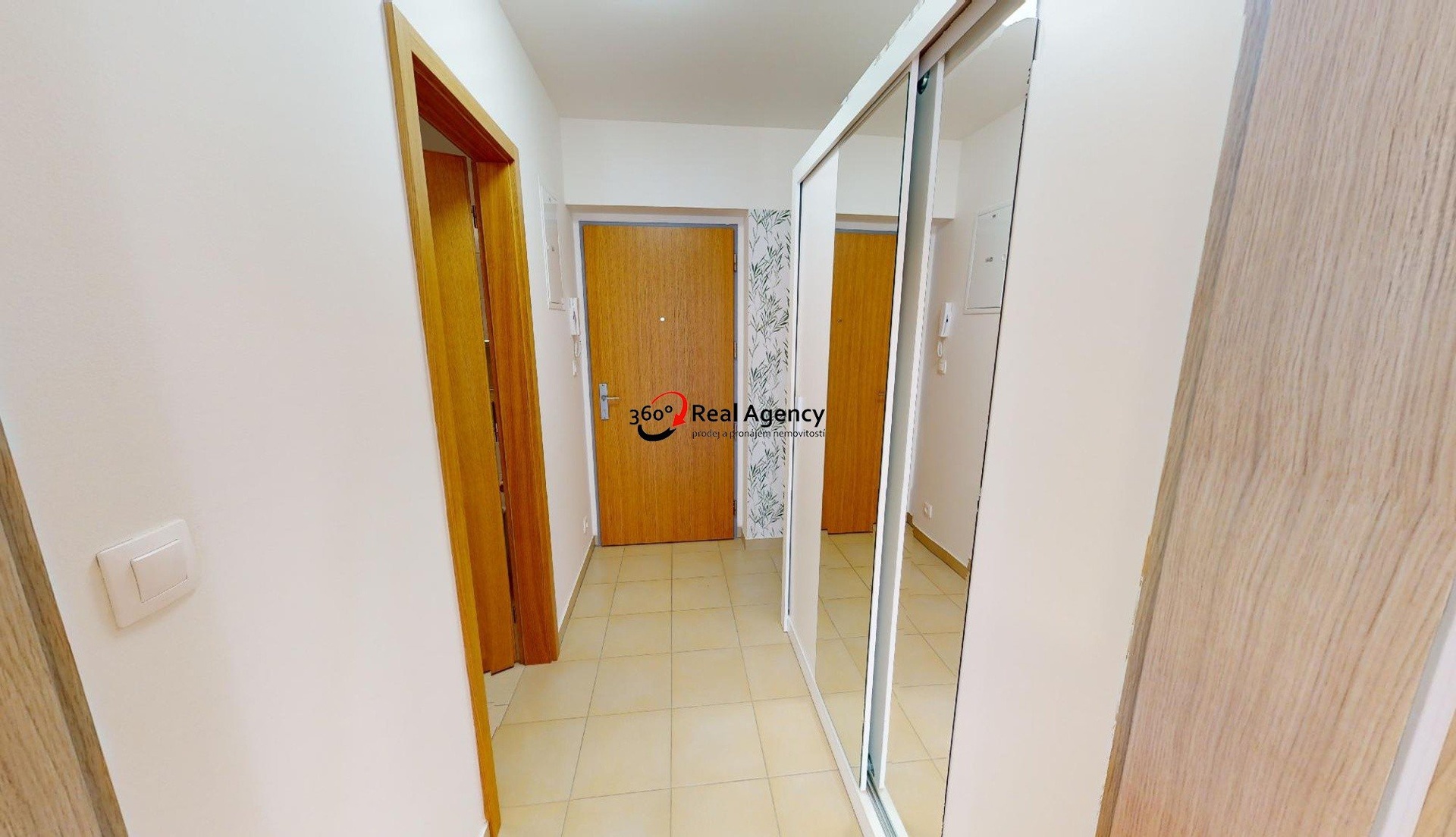 Za-Piskovnou-11733-184-00-Praha-Dolni-Chabry-Stepan-Tikovsky-Real-Agency-360-09072023_133626