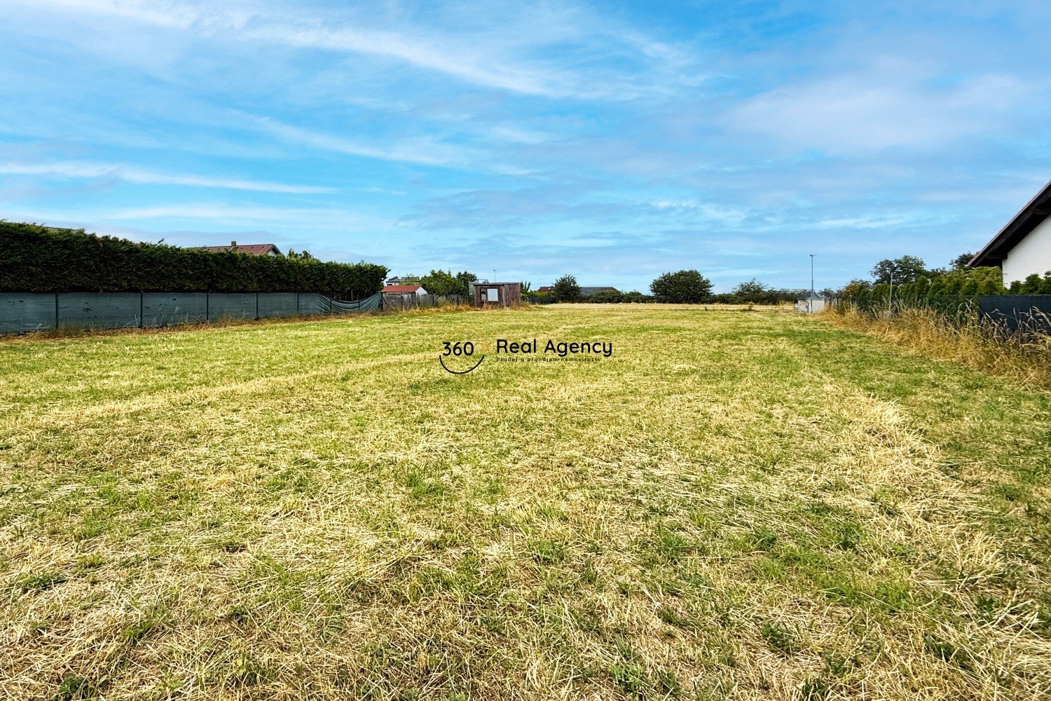 Správný pozemek (6)