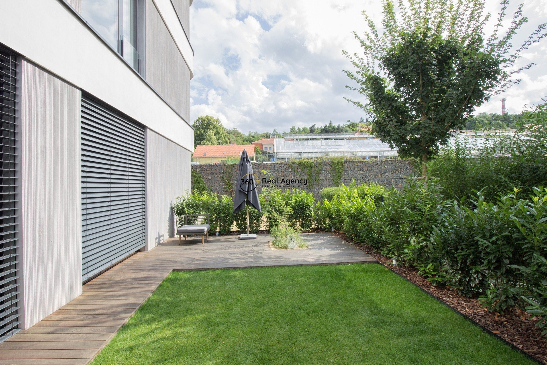 6365FA15-BC91-48BC-9427-8736650F76FF