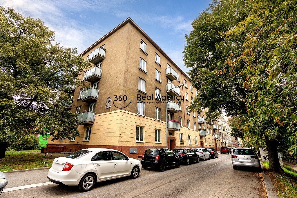 1 (24)