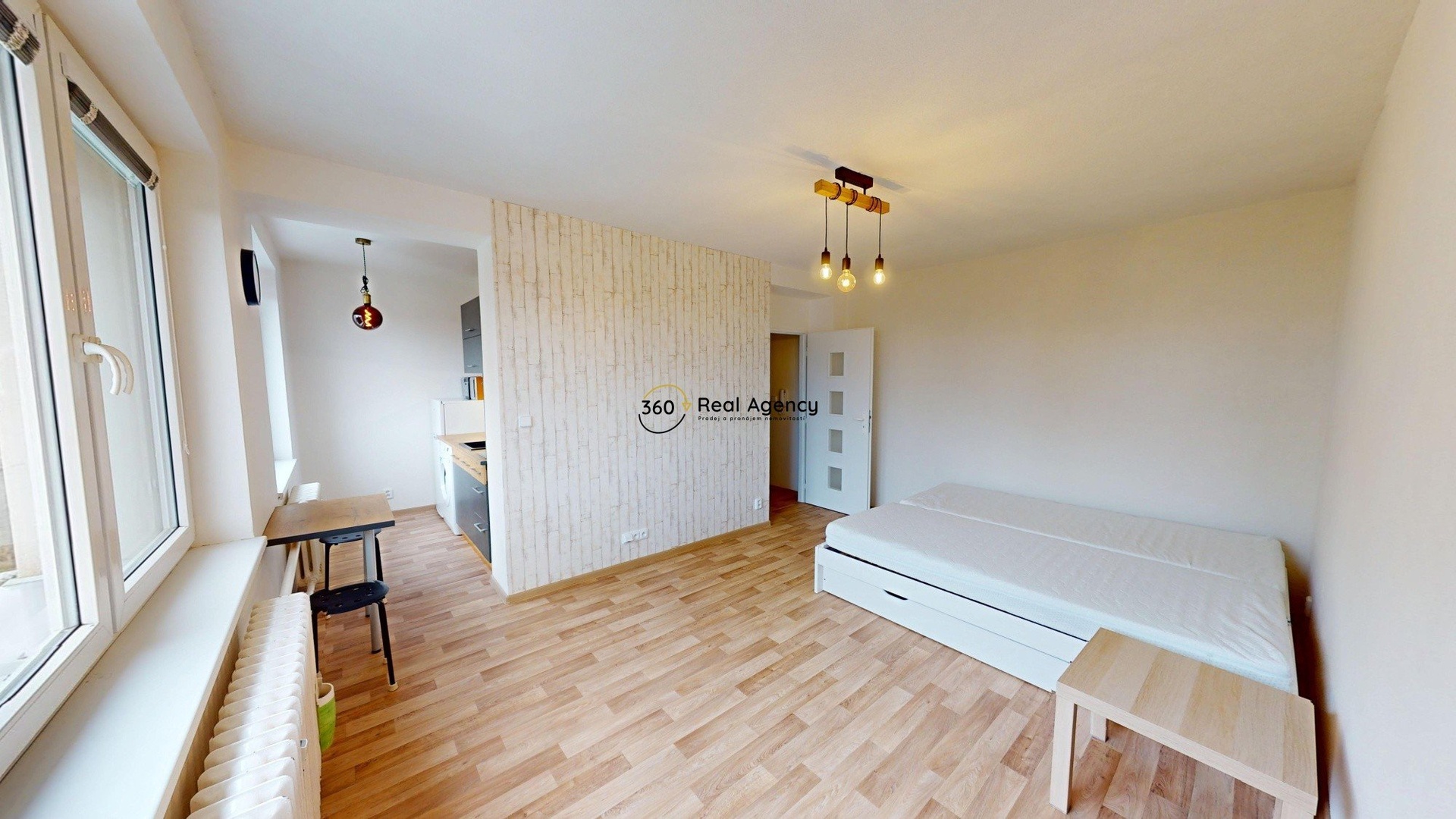 Pronajem-bytu-1kk-Tunelaru-Zbraslav-Stepan-Tikovsk