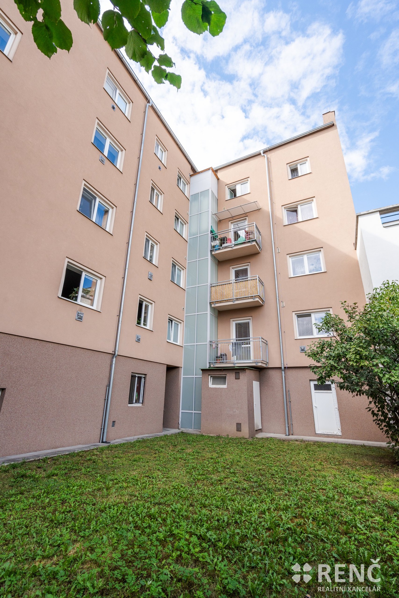 Zemedelska28-26