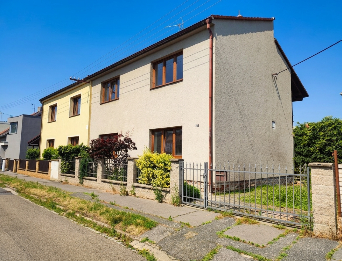 Prodej rodinného domu 168 m² – pohled 2