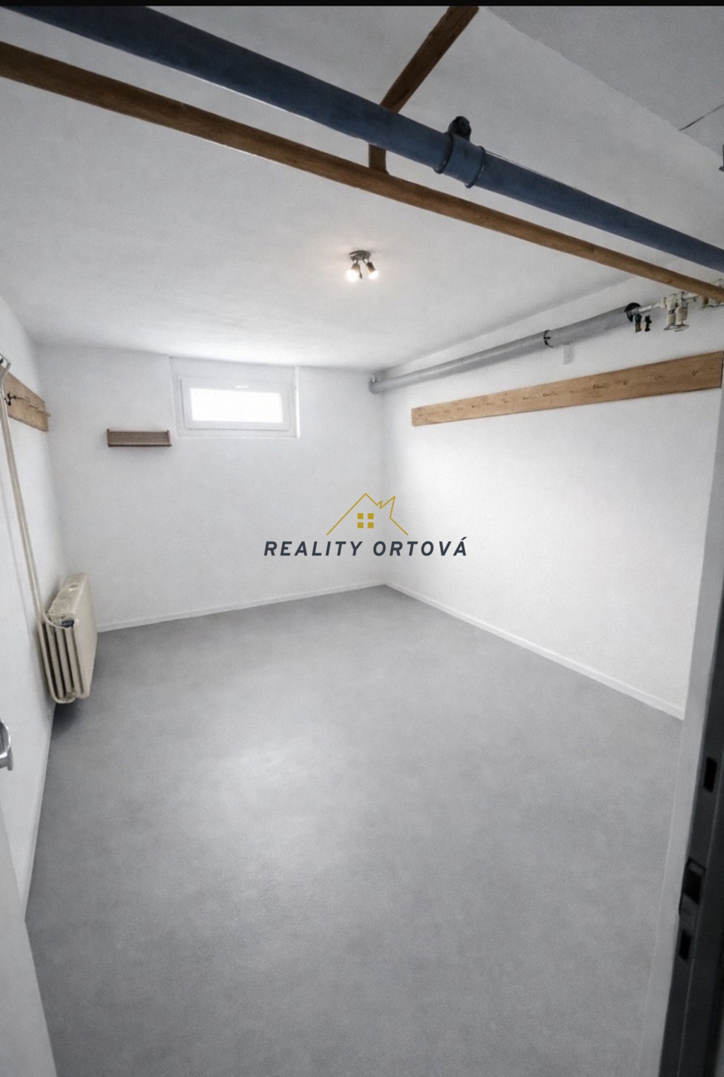 Místnost k pronájmu