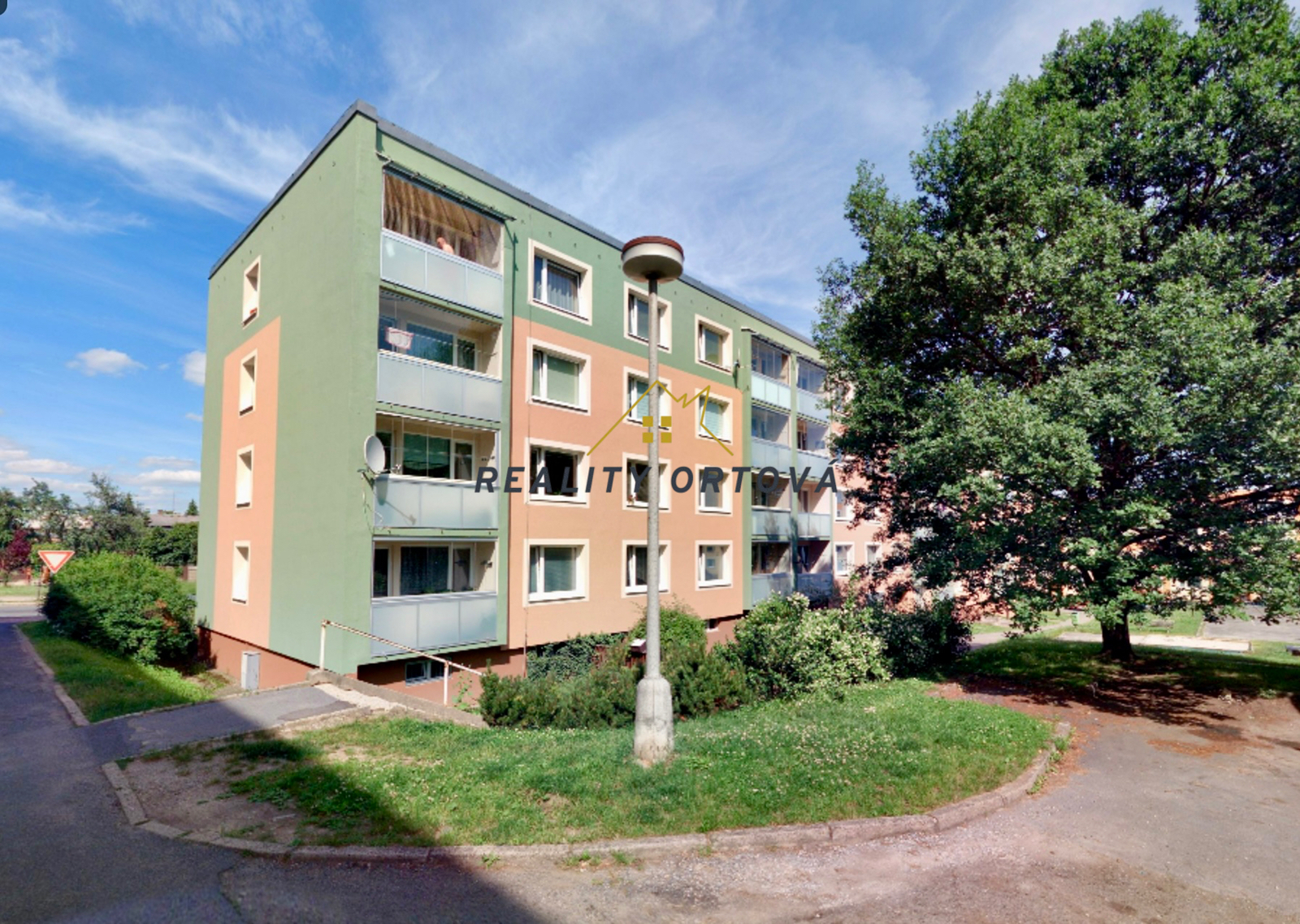 Dům
