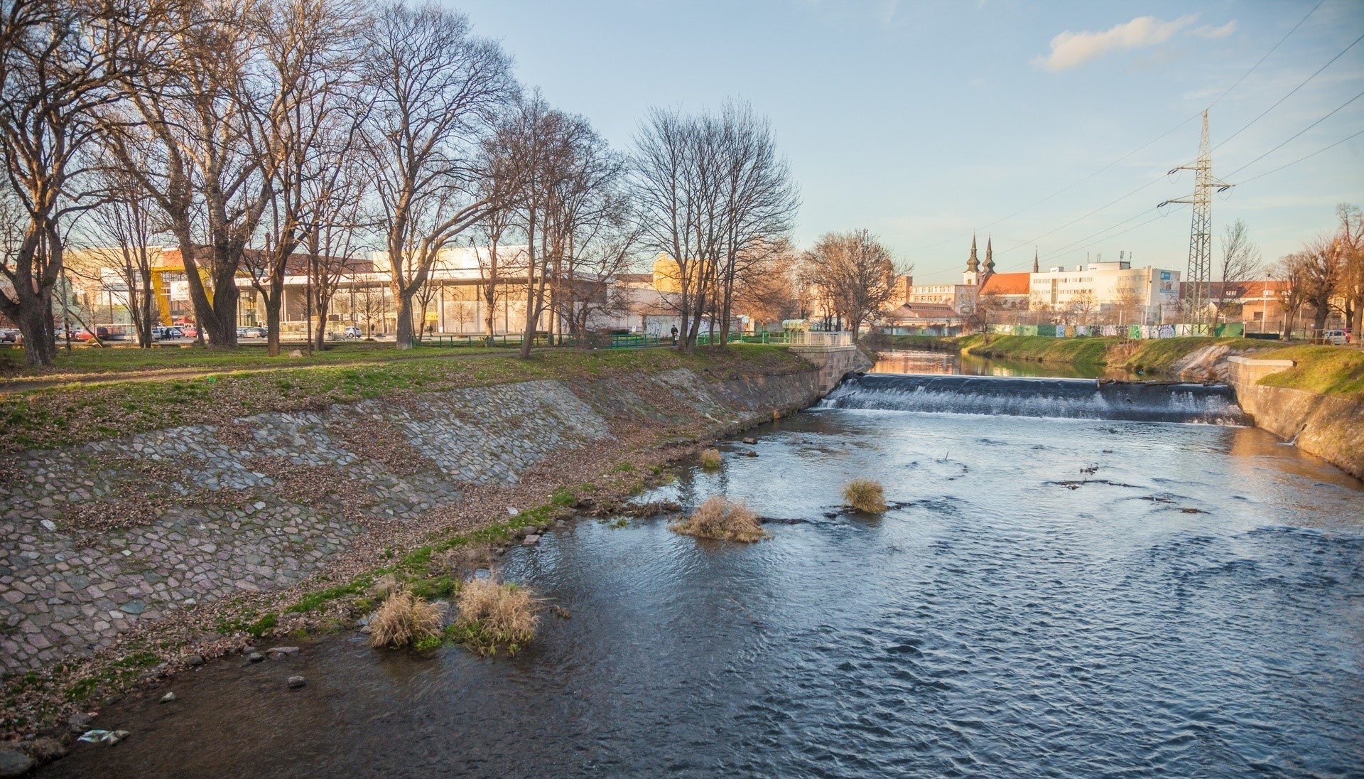 pronajem-zrekonstruovany-bytovy-dum-blizkost-centr