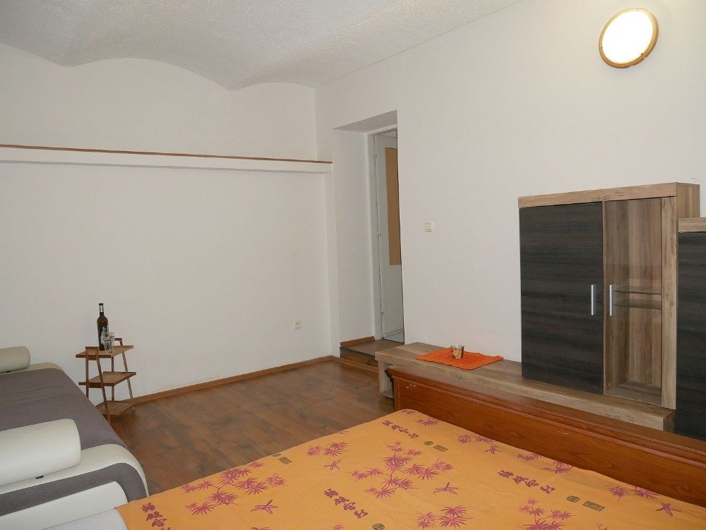 Tuřanské nám 3+1 -4