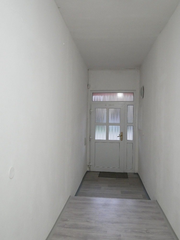 Tuřanské nám 3+1 -30