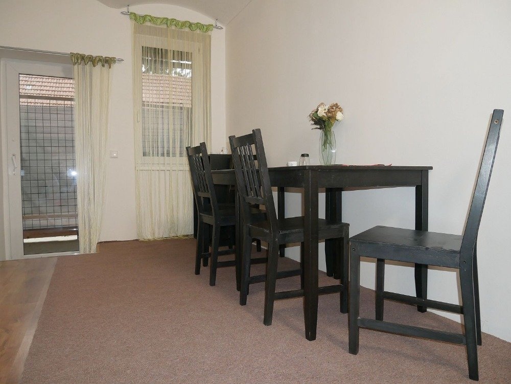 Tuřanské nám 3+1 -11