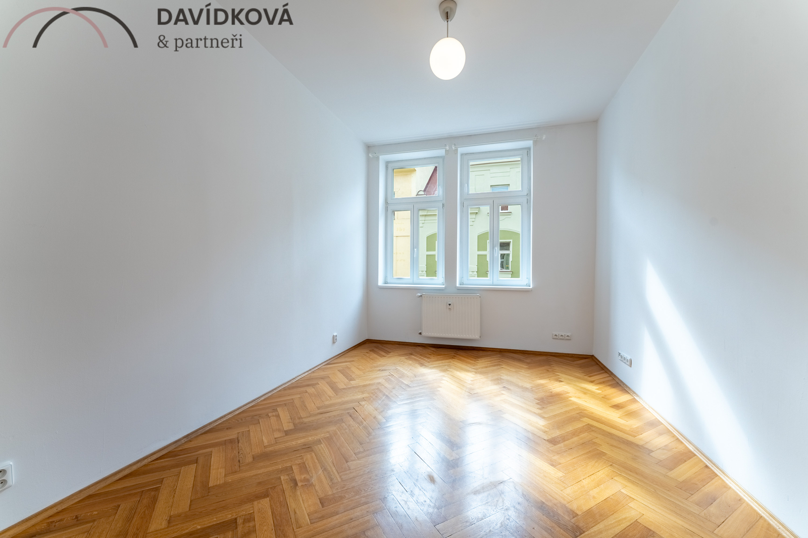 Neprůchozí ložnice