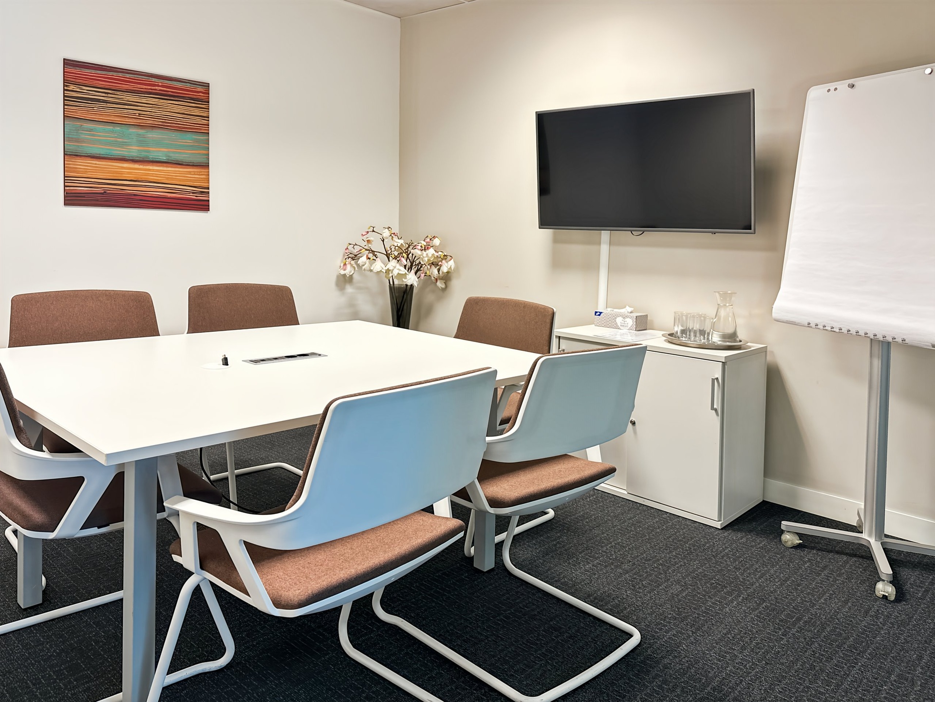 Regus_Prague, Zlaty Andel_Czech Republic_Centre 1791_Board Room