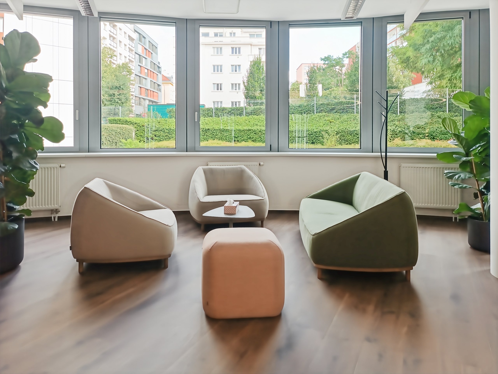 Signature_Prague, Signature OFFY_Czech Republic_Ce