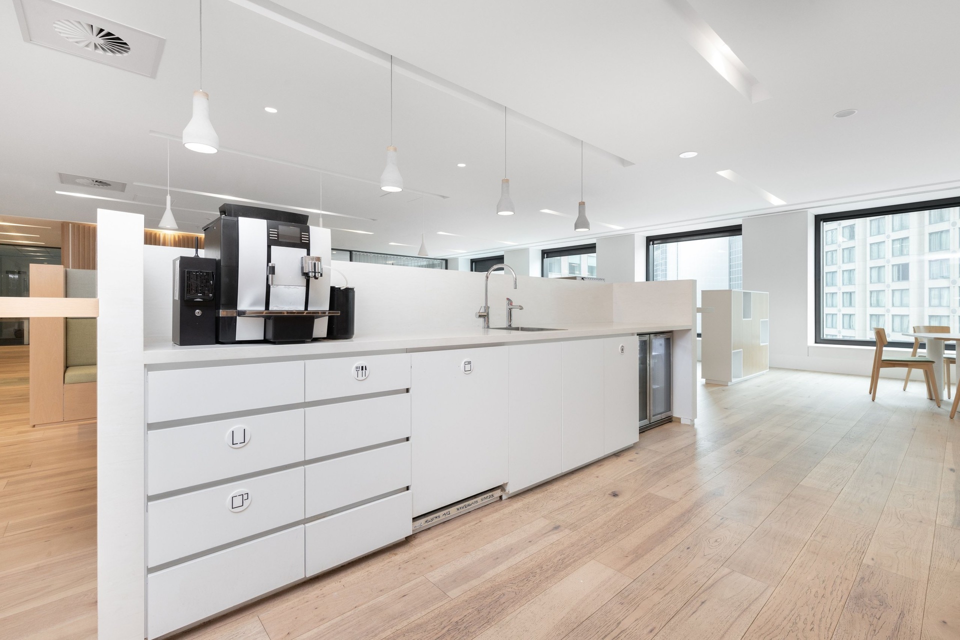 Generic Kitchen_05