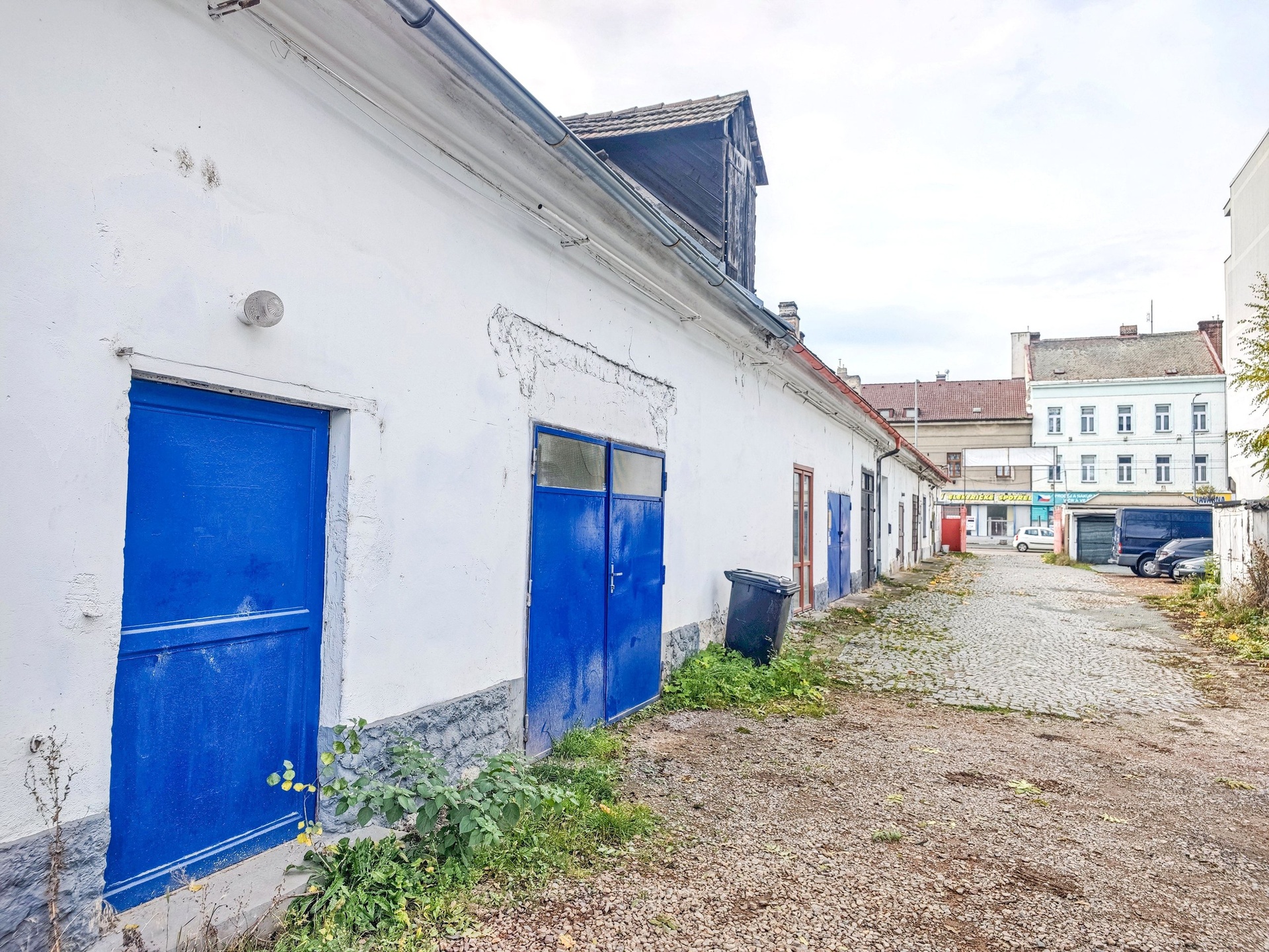Pronájem skladu Pardubice 20 000 Kč za měsíc, foto 1