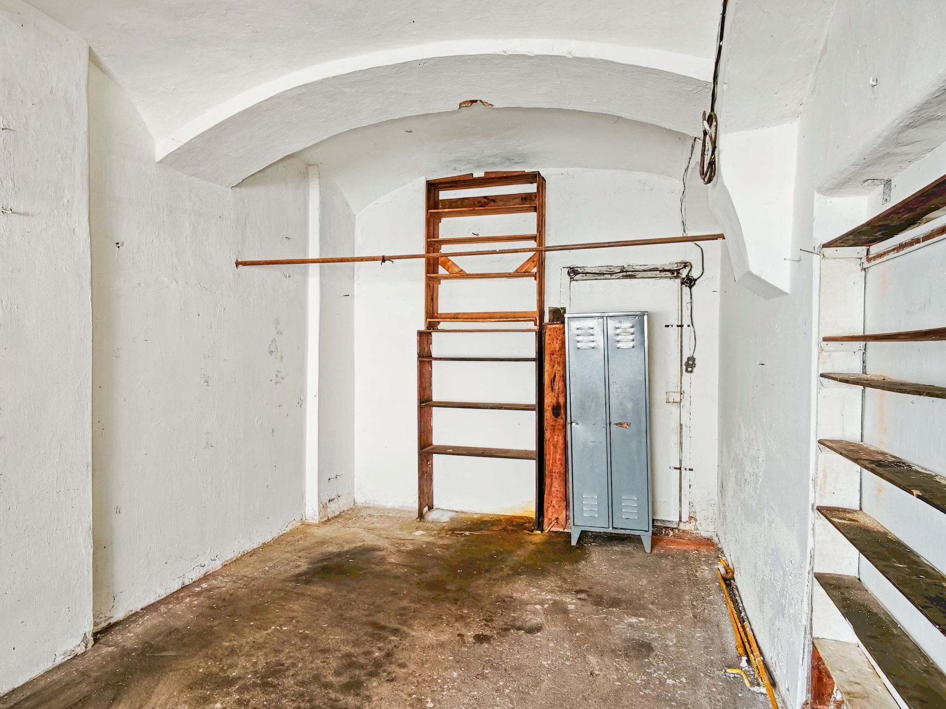 Pronájem skladu 23 m&sup2;, Pardubice - Zelené Pře