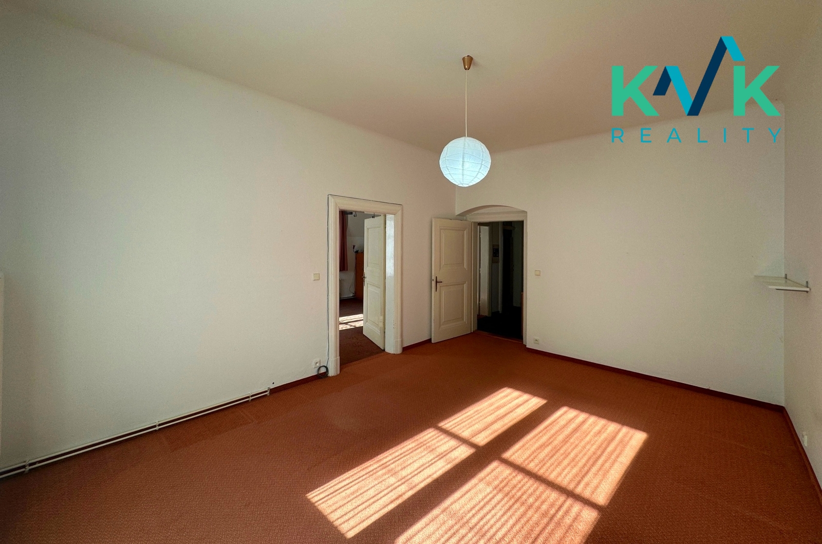 Pokoj s výstupem na prostorný balkón