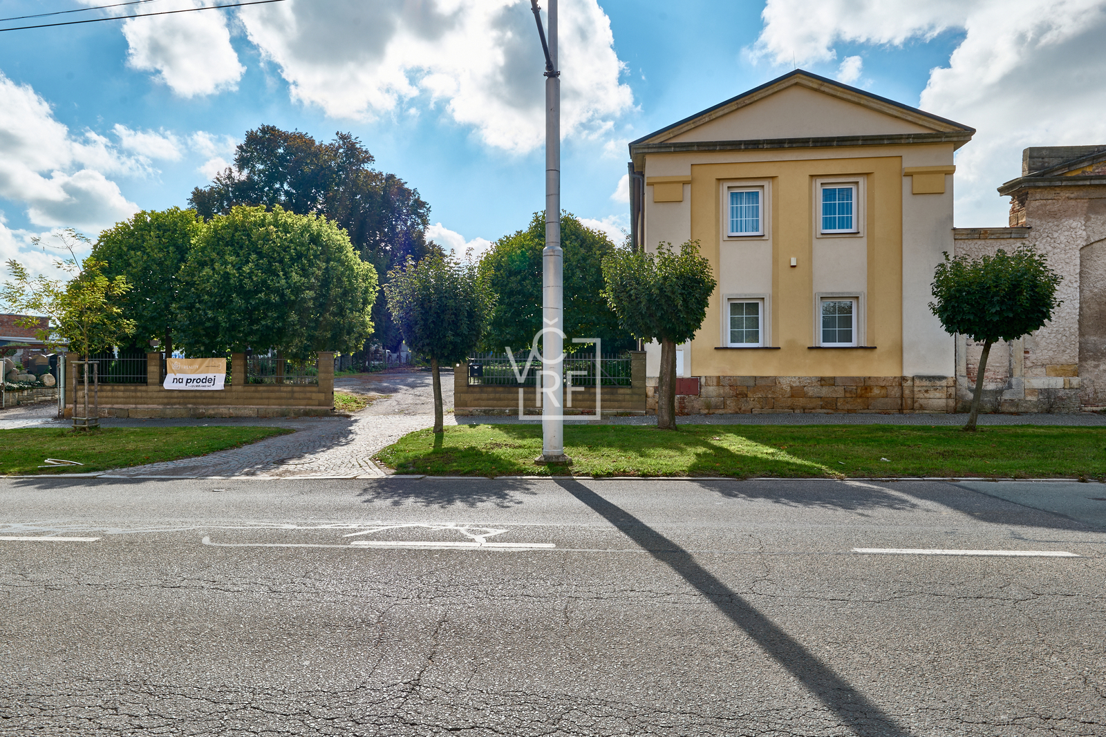 Prodej rodinného domu Hradec Králové 27 850 000 Kč, foto 1