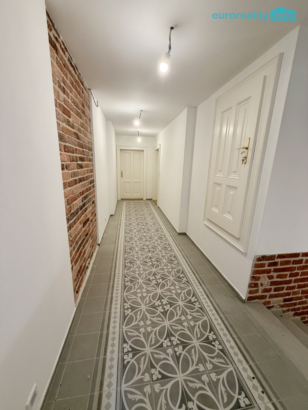Prodej bytu 2+kk 52 m² – pohled 6