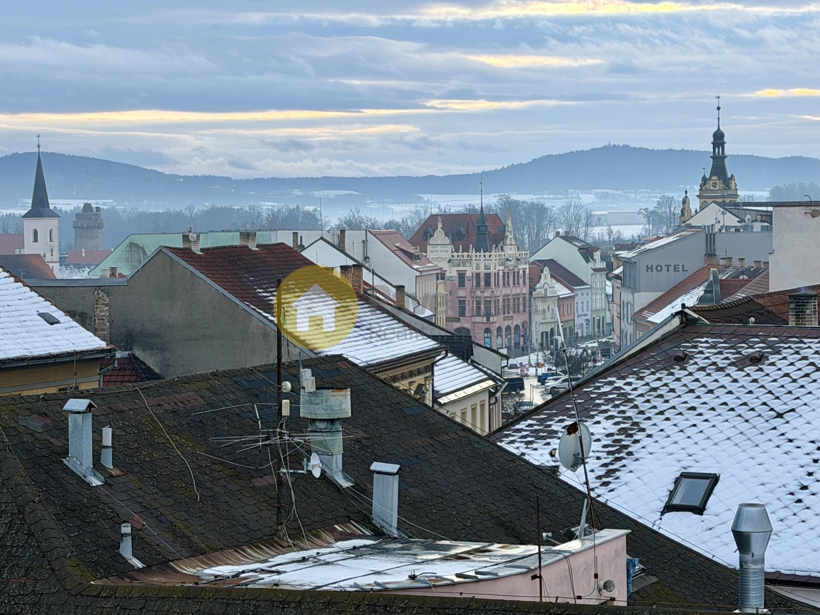 Pohled z pokoje č. 3 na centrum města