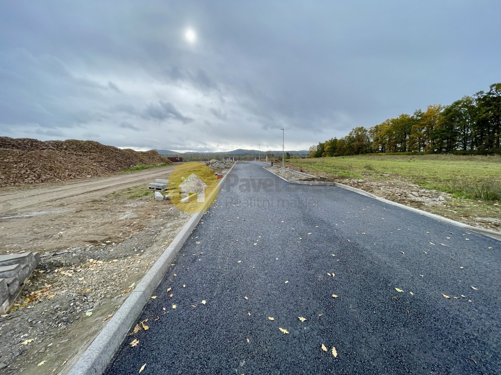 Přístupová komunikace