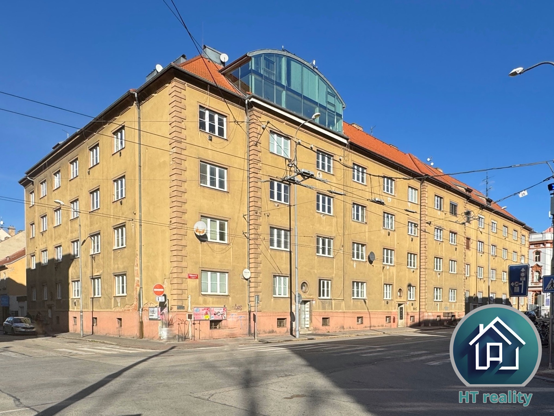 Tom Šulek-Krumlovský makléř