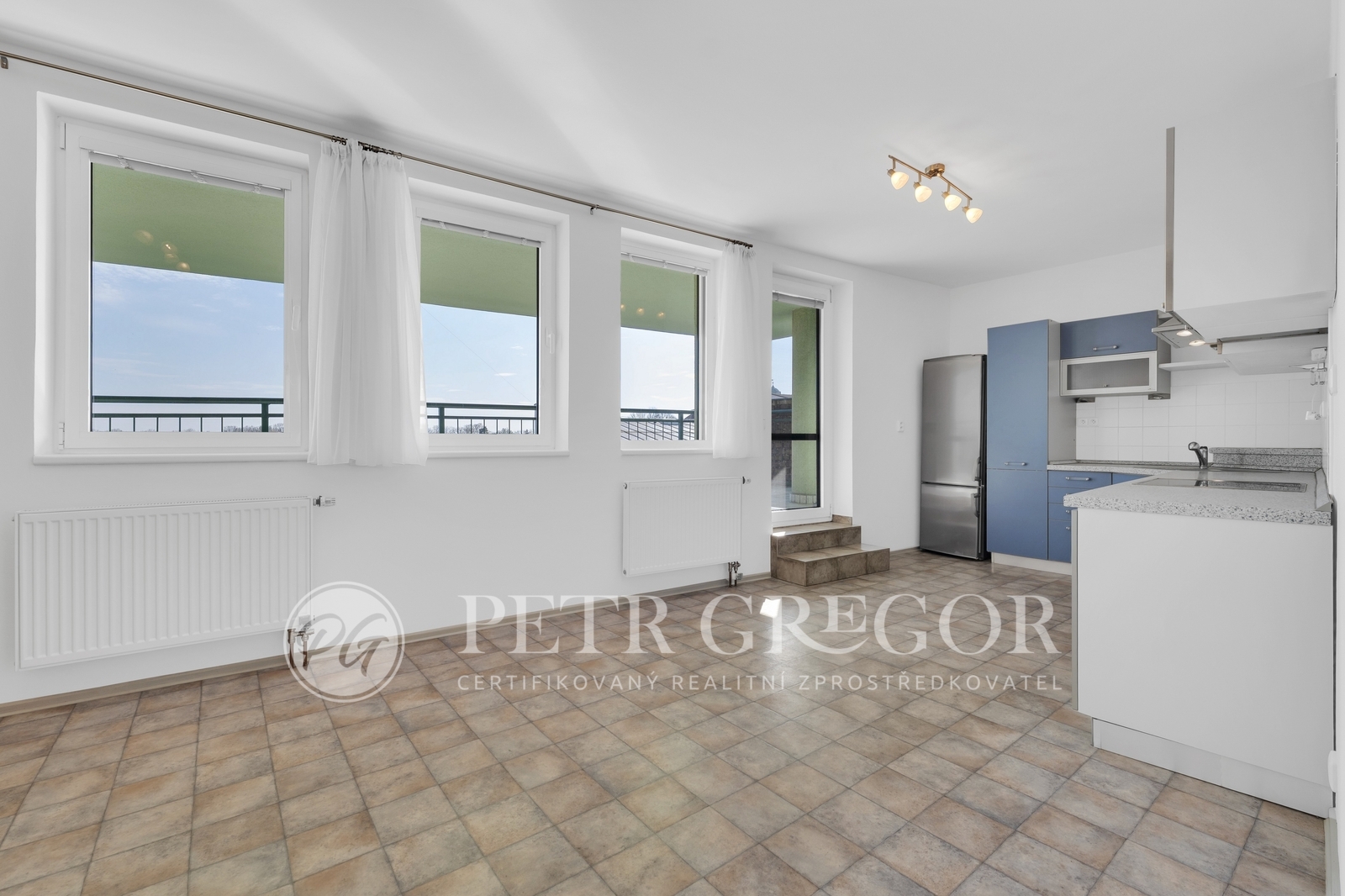 Kuchyně s kuchyňským koutem