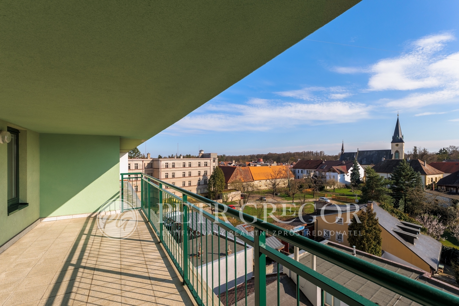 Výhled z jižní terasy