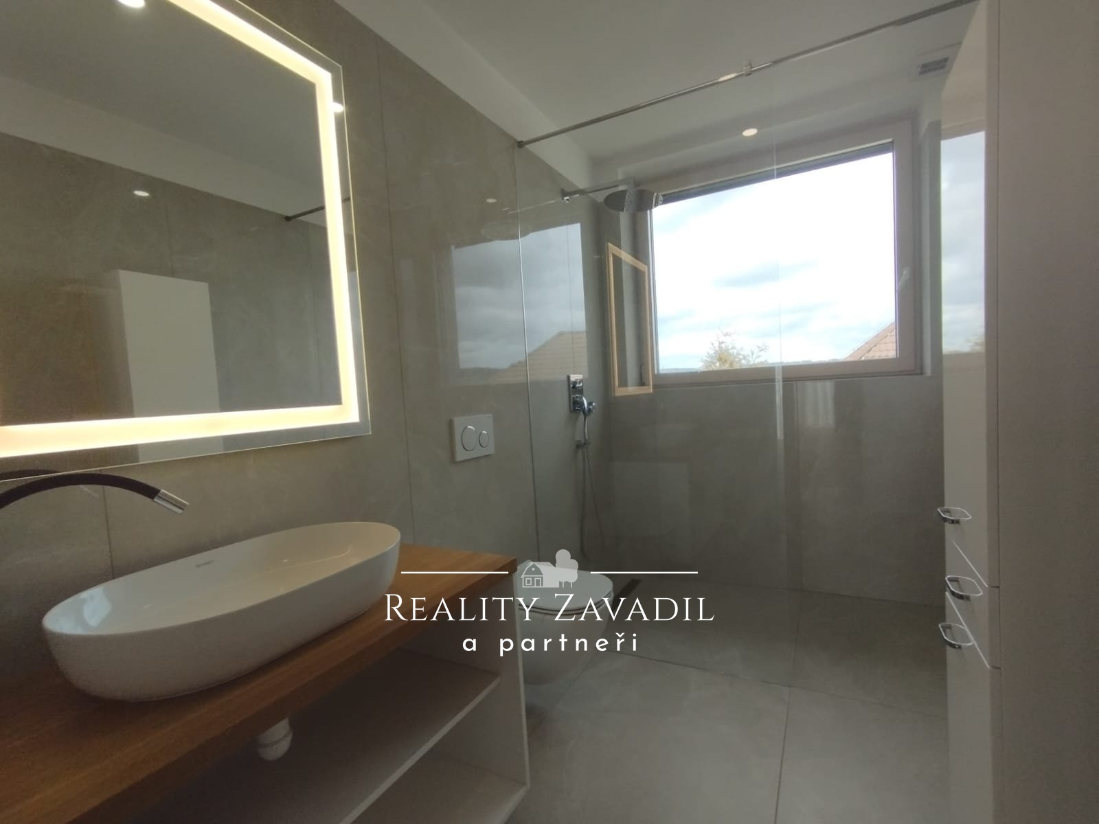 Obrázek WhatsApp, 2025-04-12 v 15.00.55_1fa8458c