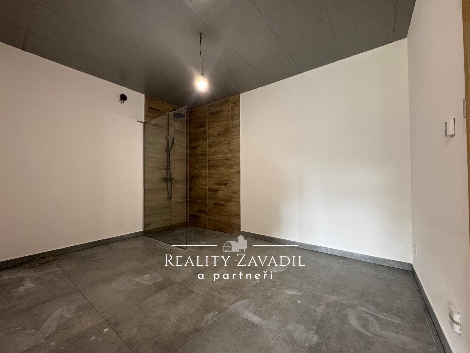 WhatsApp Image 2025-11-21 at 08.57.31 (24)