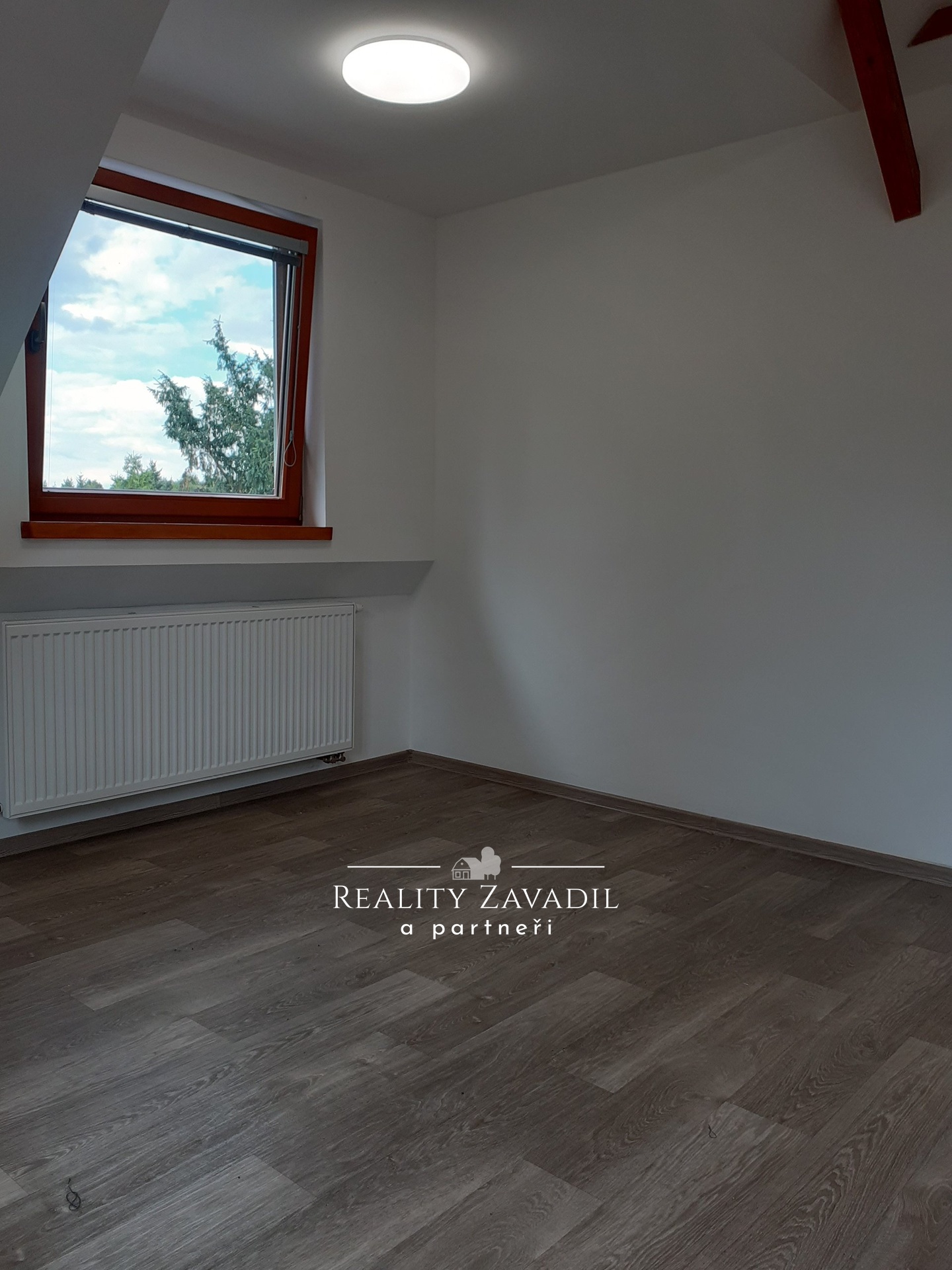 Pronájem bytu 2+kk 50 m&sup2;, Říčany - Strašín, U