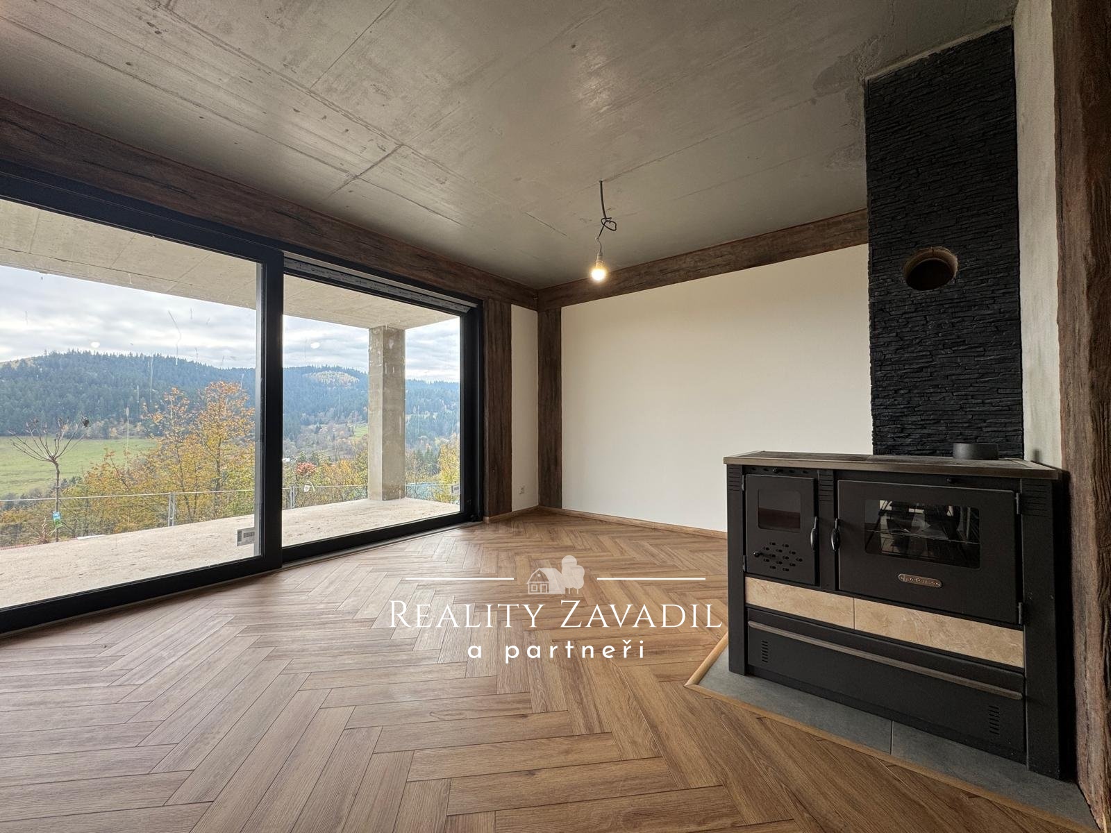 WhatsApp Image 2025-11-21 at 08.57.31 (11)