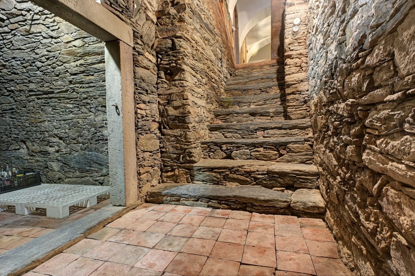 DSC_4991_2_3_4_5_fused