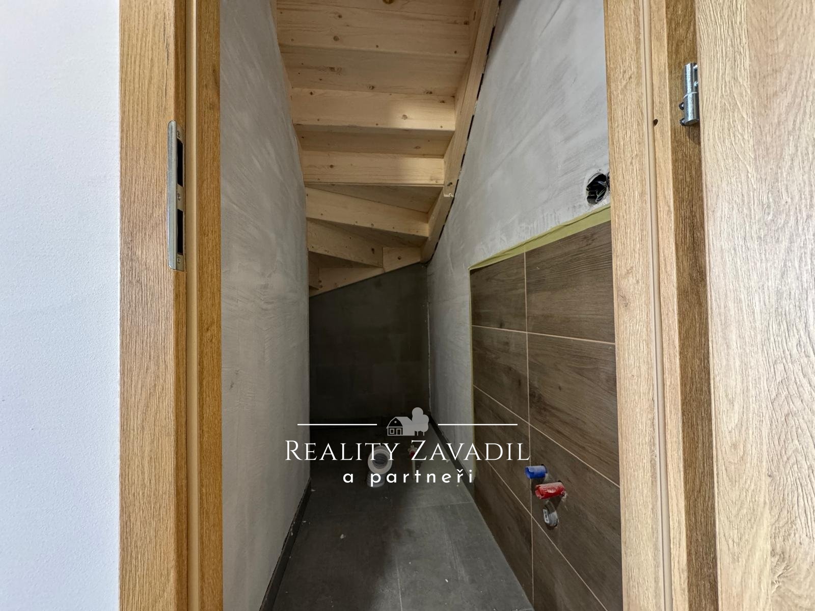 WhatsApp Image 2025-11-21 at 08.57.31 (14)