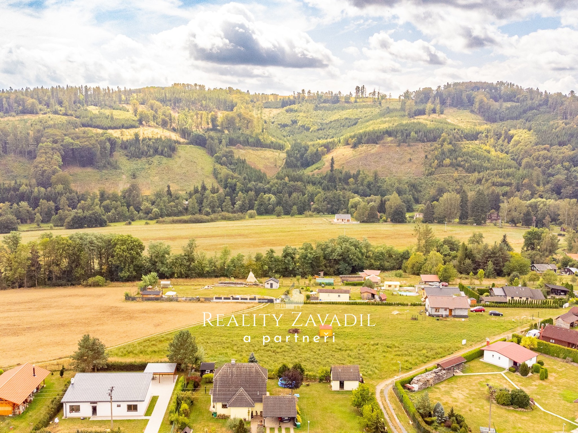 Prodej stavebního pozemku 1 868 m&sup2;, Soběšín