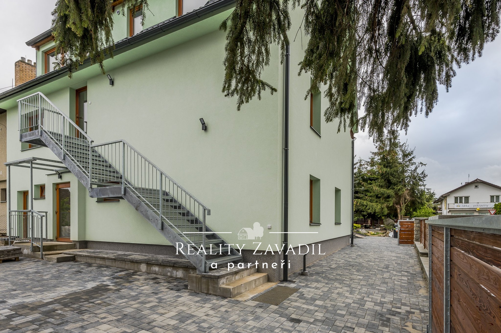 Pronájem bytu 2+kk 50 m&sup2;, Říčany - Strašín, U