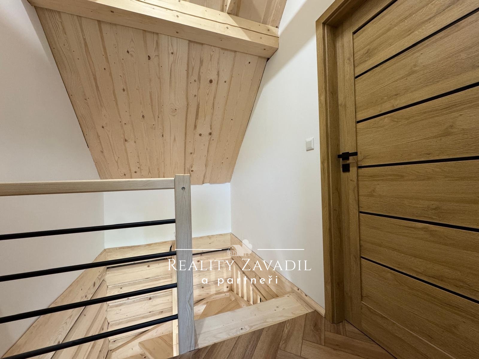 WhatsApp Image 2025-11-21 at 08.57.31 (18)