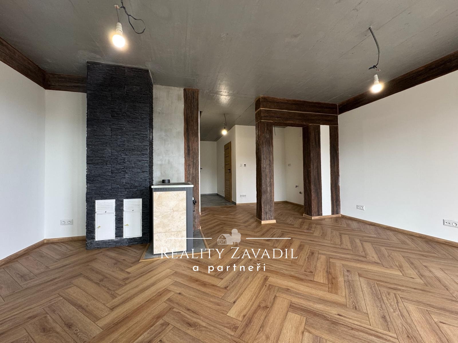 WhatsApp Image 2025-11-21 at 08.57.31 (13)