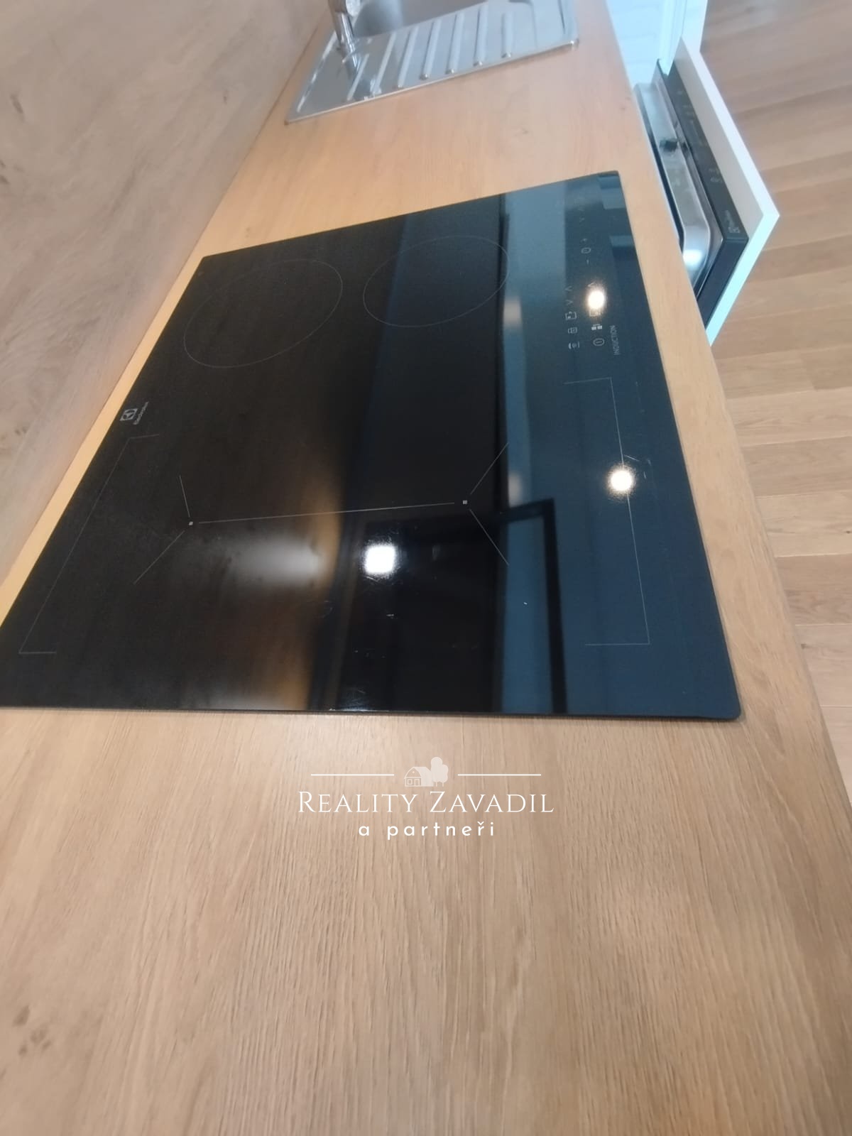 Obrázek WhatsApp, 2025-04-12 v 15.00.49_7400aa2b