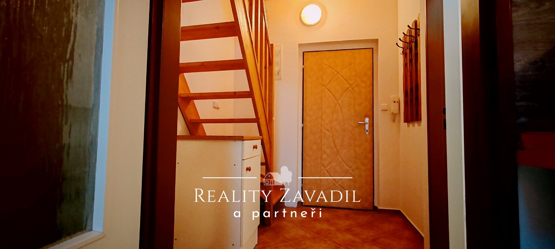 Pronájem bytu 2+kk 48 m&sup2;, Velké Popovice - Br